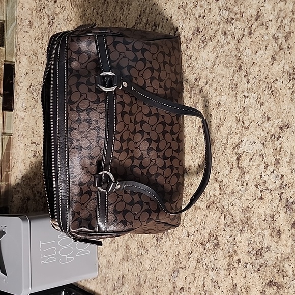 Black and brown coach purse - Picture 2 of 6
